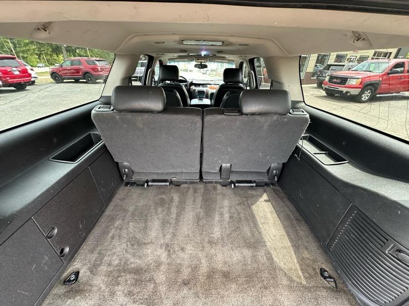 GMC Yukon Denali XL 4WD 2010