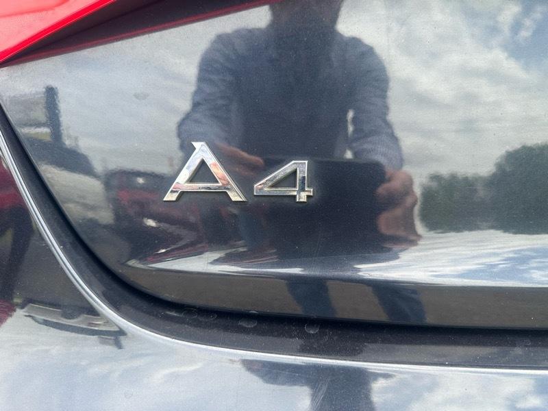 Audi A4 2.0T Sedan quattro Tiptronic 2014