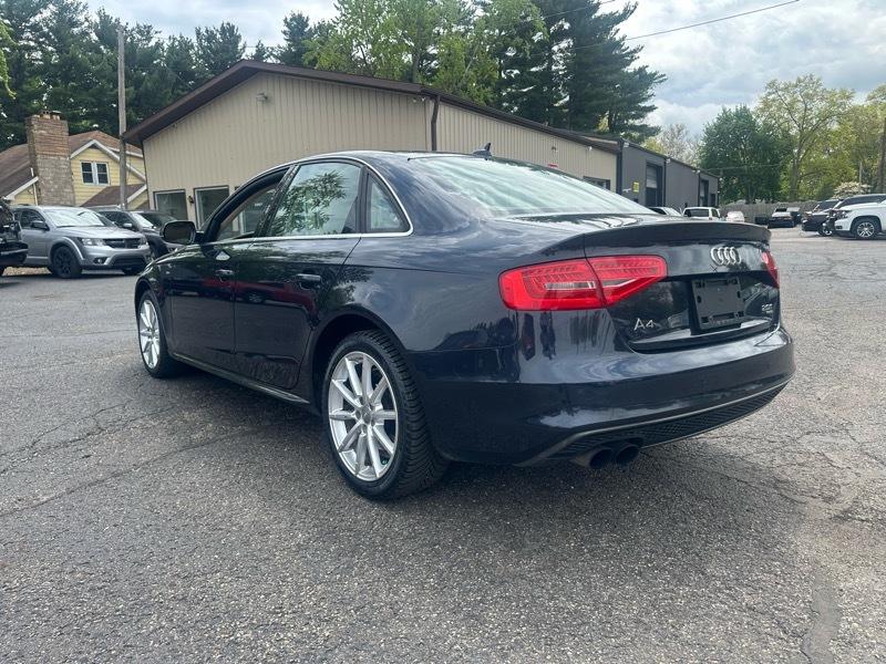 Audi A4 2.0T Sedan quattro Tiptronic 2014
