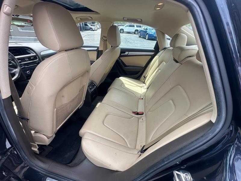 Audi A4 2.0T Sedan quattro Tiptronic 2014
