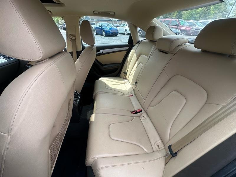 Audi A4 2.0T Sedan quattro Tiptronic 2014