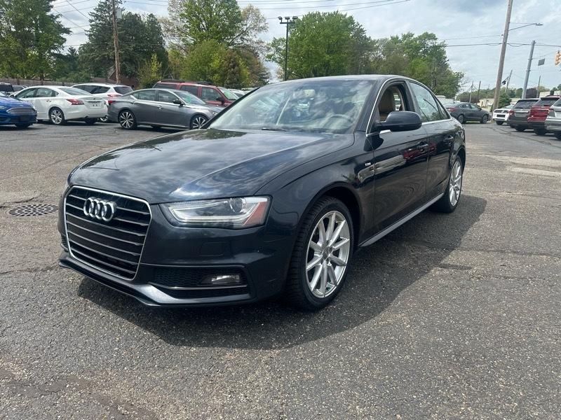 Audi A4 2.0T Sedan quattro Tiptronic 2014