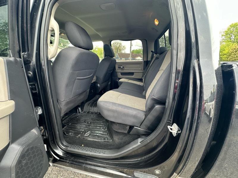 RAM 2500 Laramie Crew Cab LWB 4WD 2011