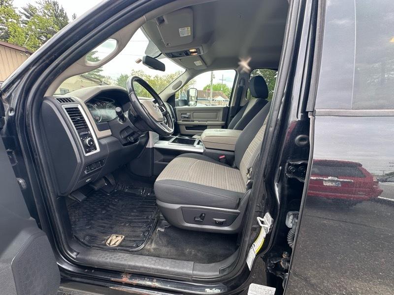 RAM 2500 Laramie Crew Cab LWB 4WD 2011