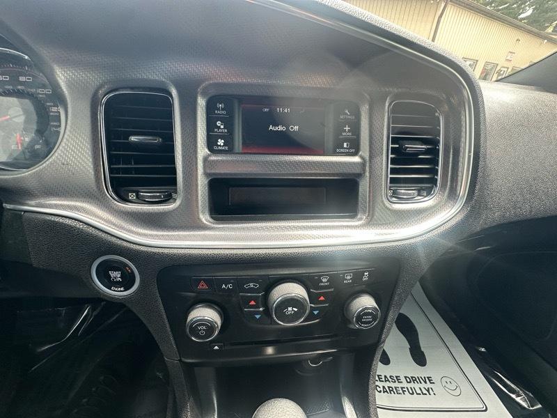 Dodge Charger SE 2014