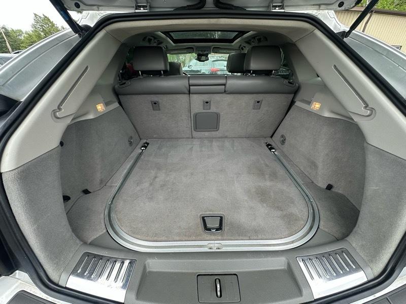 Cadillac SRX  2010