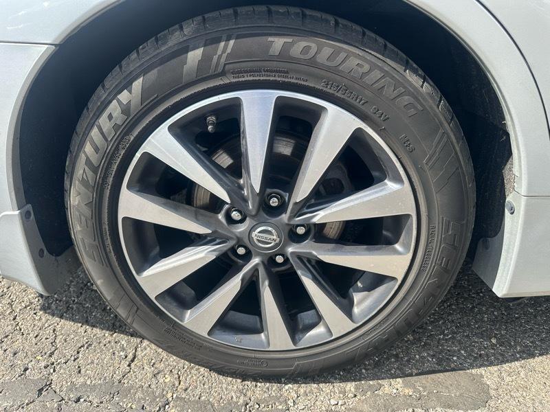 Nissan Altima 2.5 SL Sedan 2017