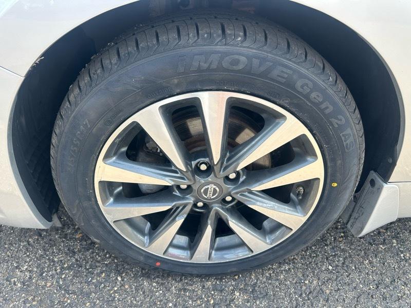 Nissan Altima 2.5 SL Sedan 2017