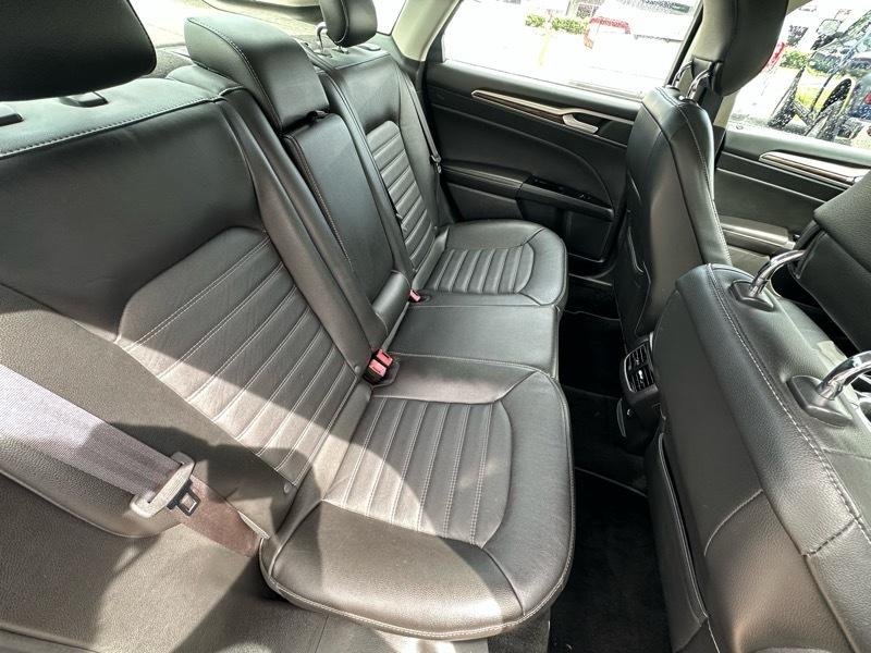 Ford Fusion  2013