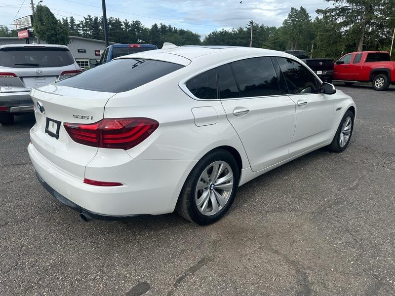 BMW 5-Series Gran Turismo 535xi GT 2014