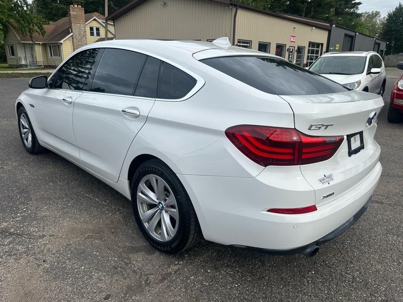 BMW 5-Series Gran Turismo 535xi GT 2014