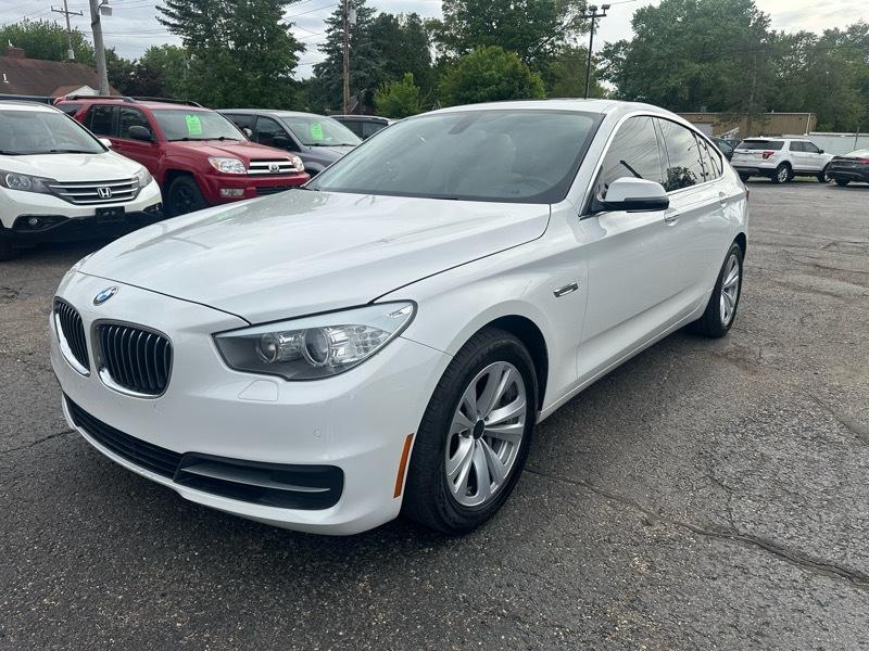 BMW 5-Series Gran Turismo 535xi GT 2014
