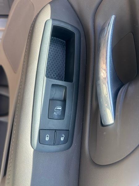 Chrysler Town & Country  2012