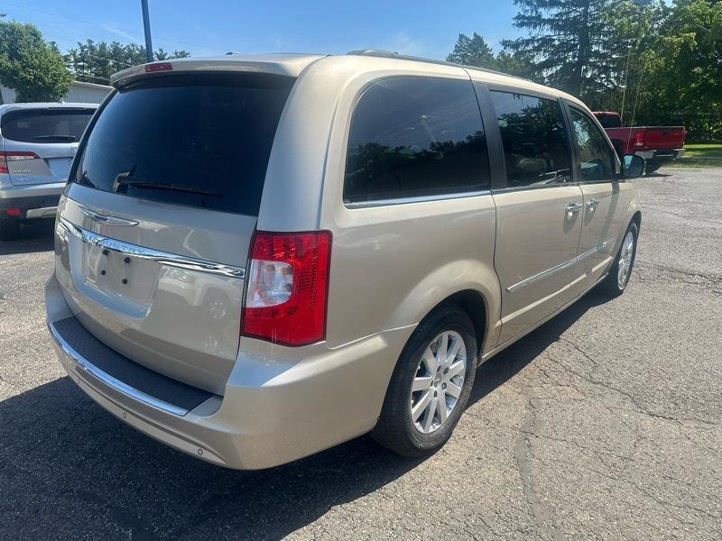 Chrysler Town & Country  2012