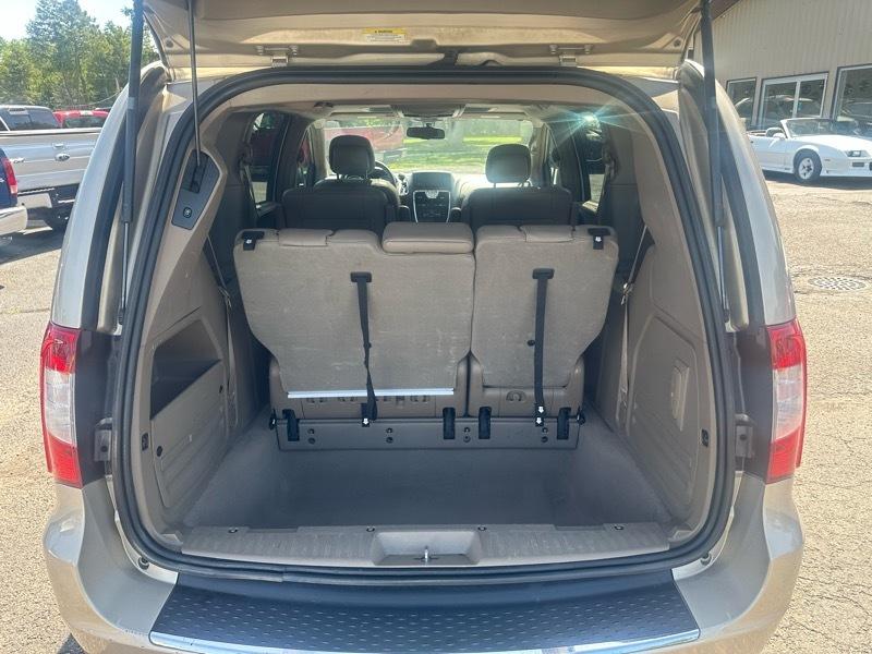 Chrysler Town & Country  2012
