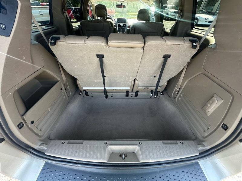 Chrysler Town & Country  2012