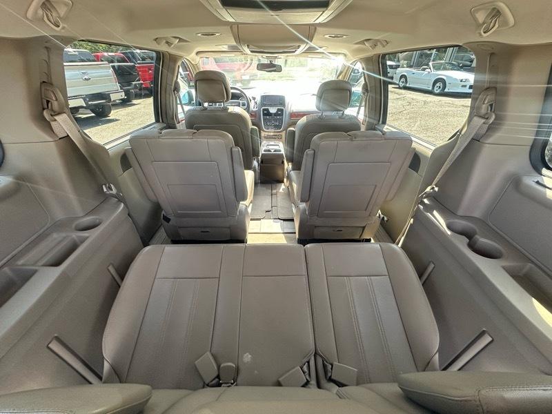 Chrysler Town & Country  2012