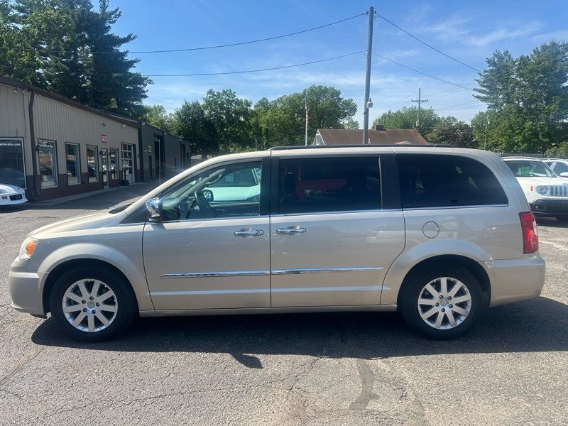 Chrysler Town & Country  2012