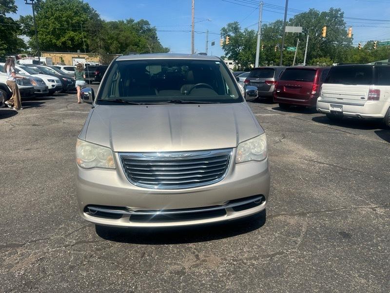 Chrysler Town & Country  2012