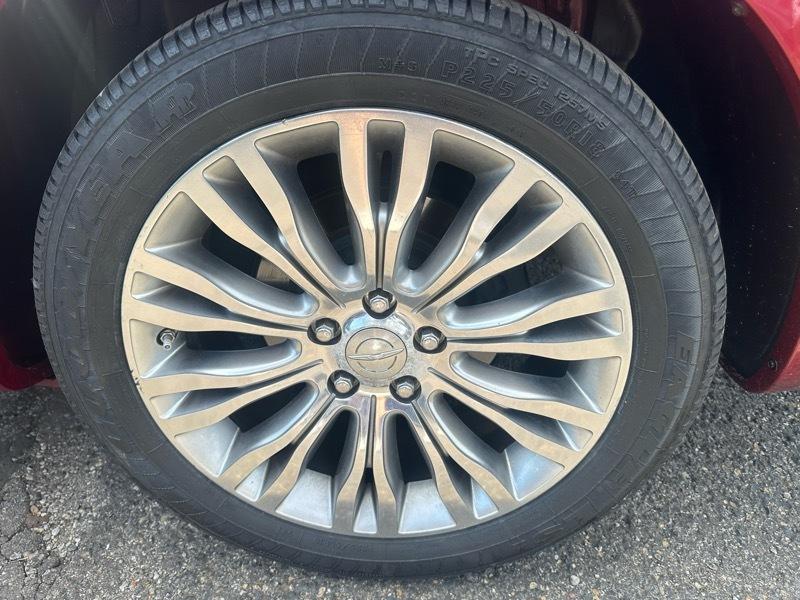 Chrysler 200  2013