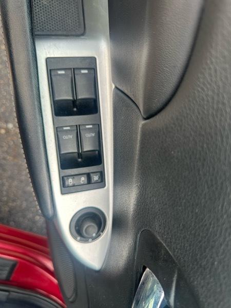 Chrysler 200  2013