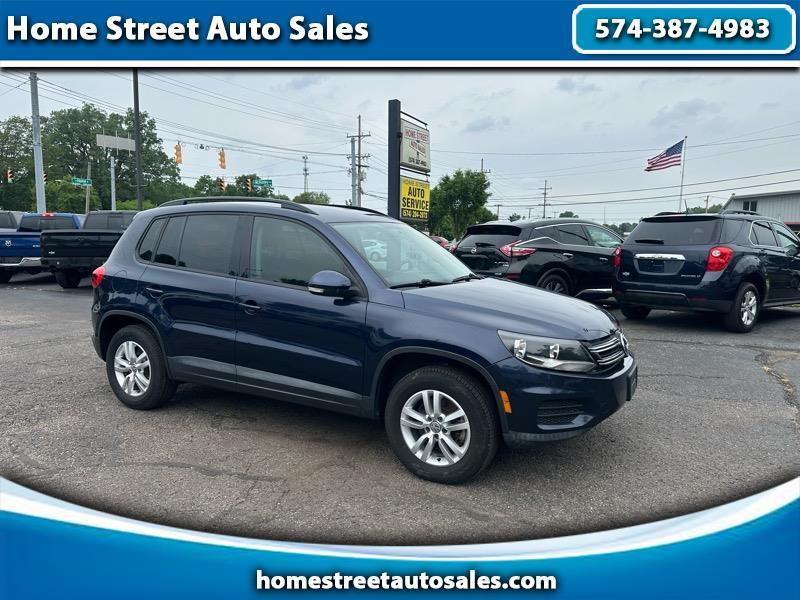 Volkswagen Tiguan S 2015