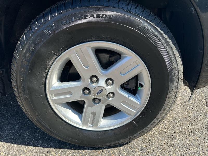 Ford Escape Hybrid  2011