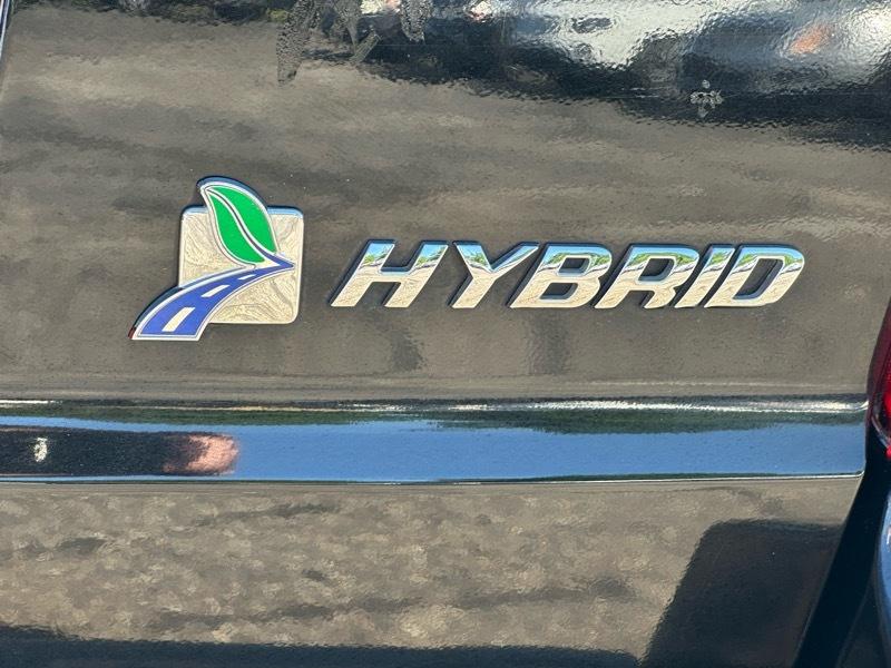 Ford Escape Hybrid  2011