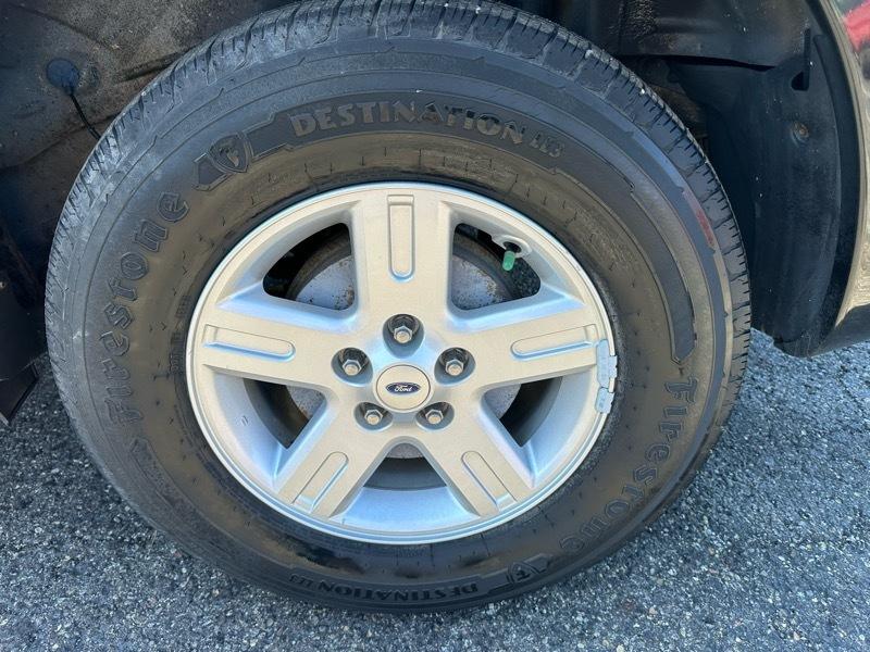 Ford Escape Hybrid  2011