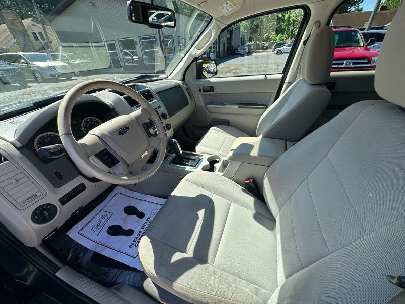 Ford Escape Hybrid  2011