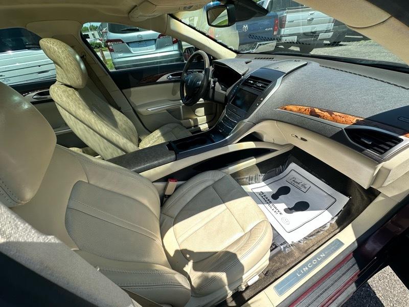 Lincoln MKZ AWD 2013