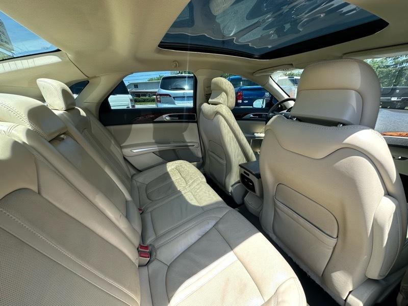 Lincoln MKZ AWD 2013