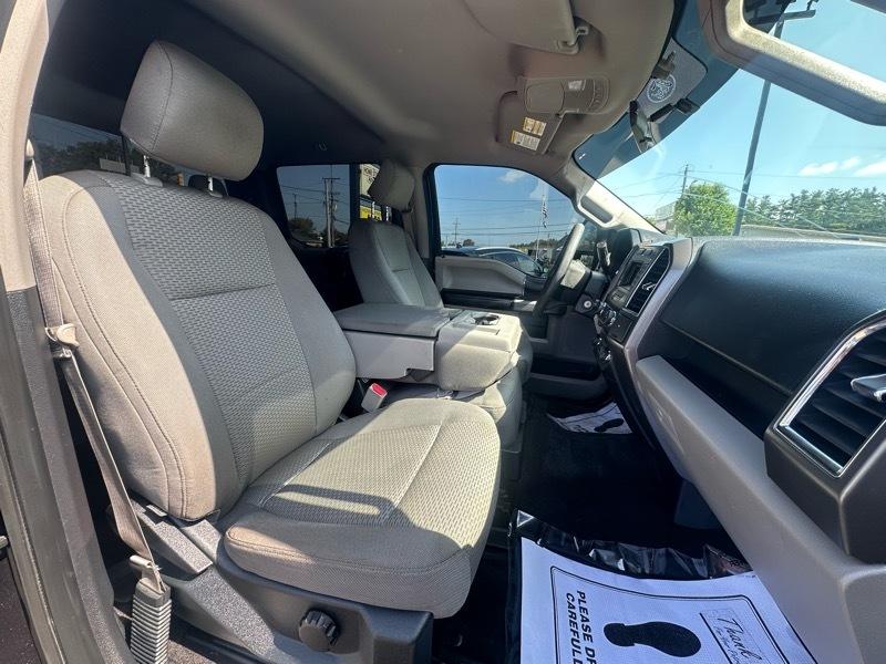 Ford F-150 4WD SuperCab 145" XLT 2015