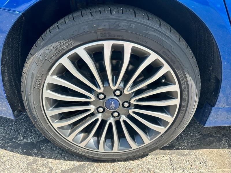 Ford Fusion SE 2017