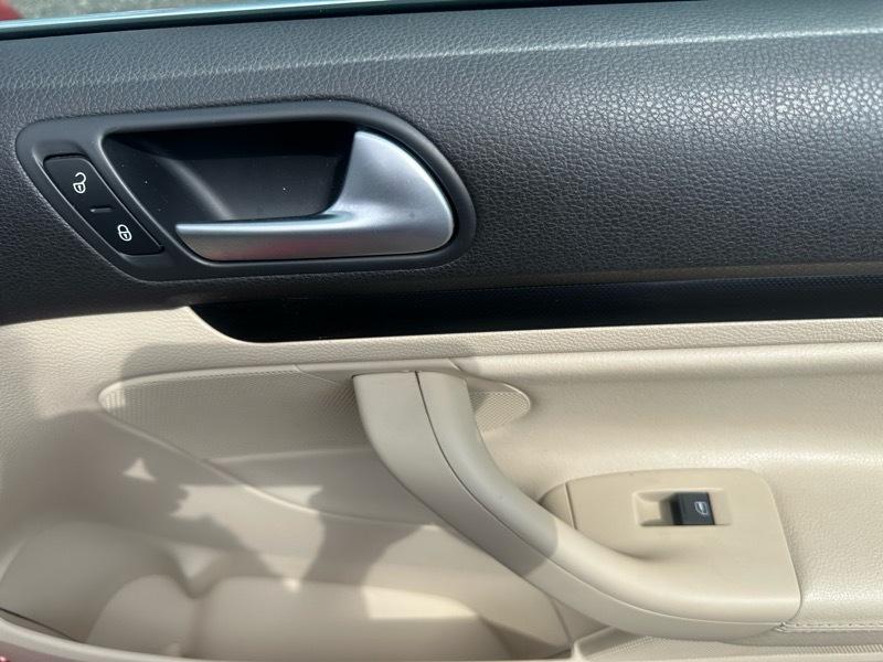 Volkswagen Jetta SportWagen 2.0L TDI 2013