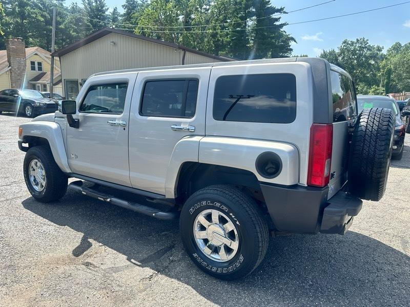 HUMMER H3 Base 2008