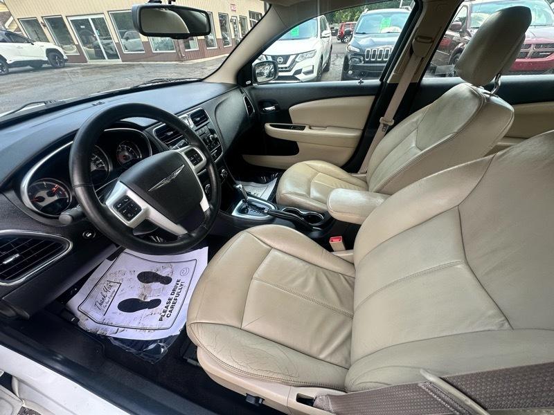 Chrysler 200 Limited 2013