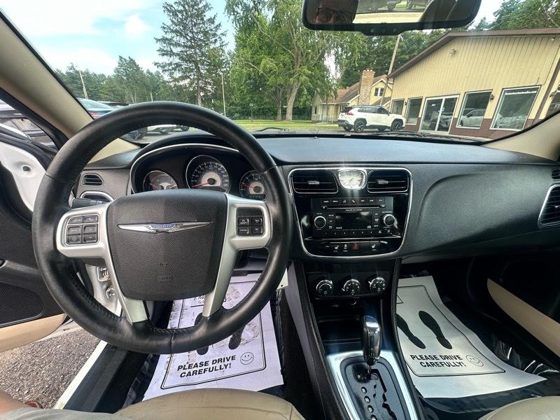 Chrysler 200 Limited 2013
