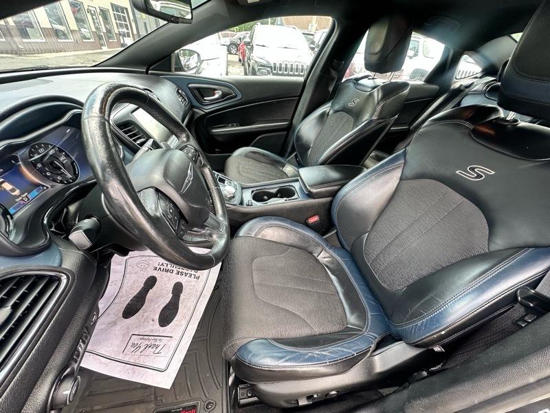 Chrysler 200 S 2015