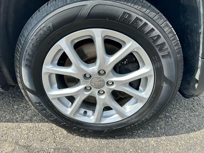 Jeep Cherokee Latitude 4WD 2016