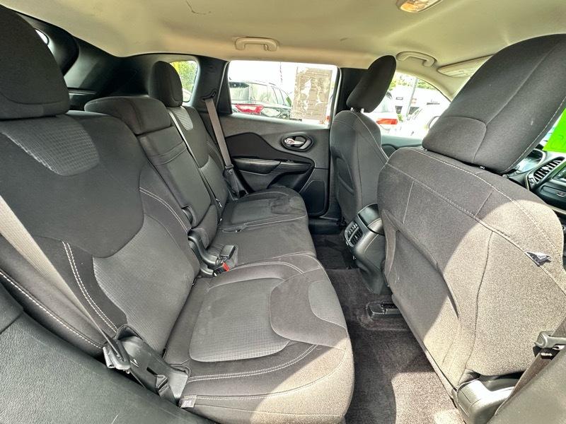 Jeep Cherokee Latitude 4WD 2016