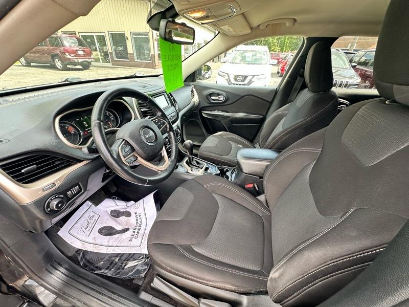Jeep Cherokee Latitude 4WD 2016