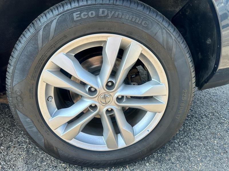 Nissan Rogue S AWD 2013