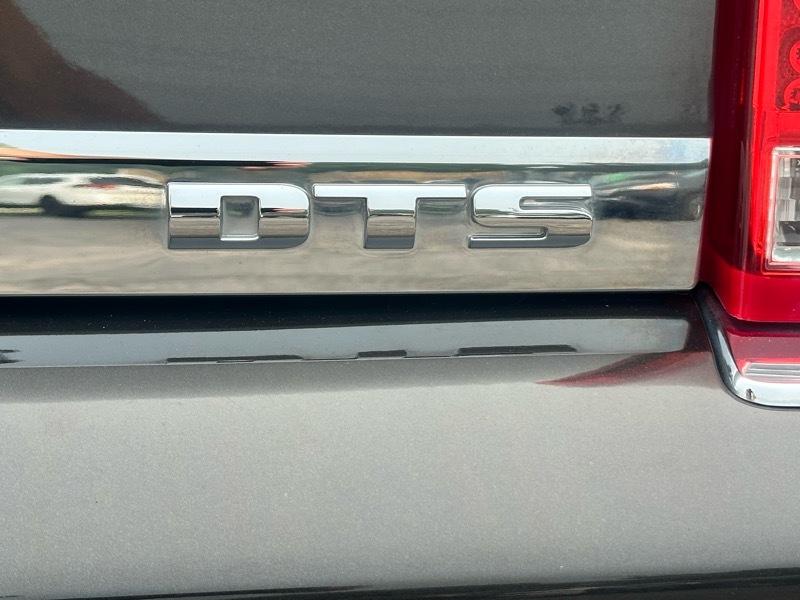 Cadillac DTS Luxury II 2008
