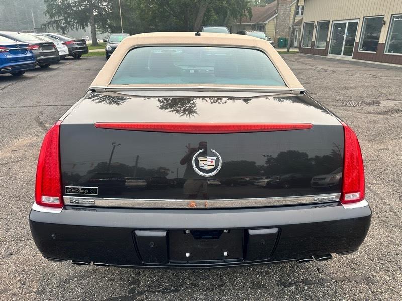 Cadillac DTS Luxury II 2008