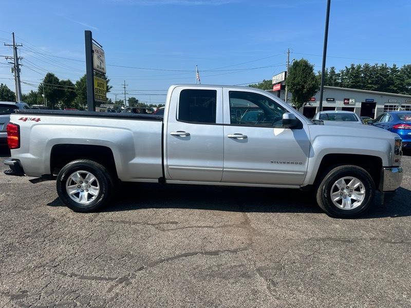 Chevrolet Silverado 1500 Z71 Ext Cab 4WD 4D 2019