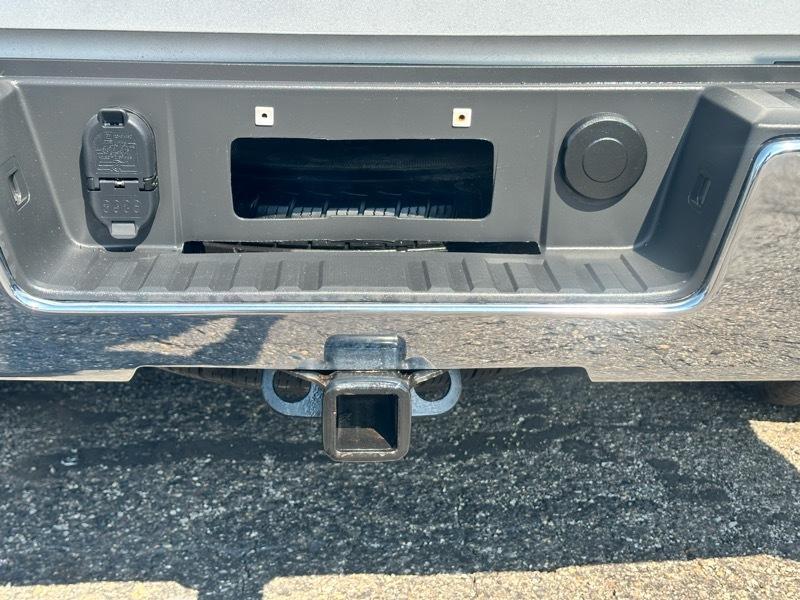 Chevrolet Silverado 1500 Z71 Ext Cab 4WD 4D 2019