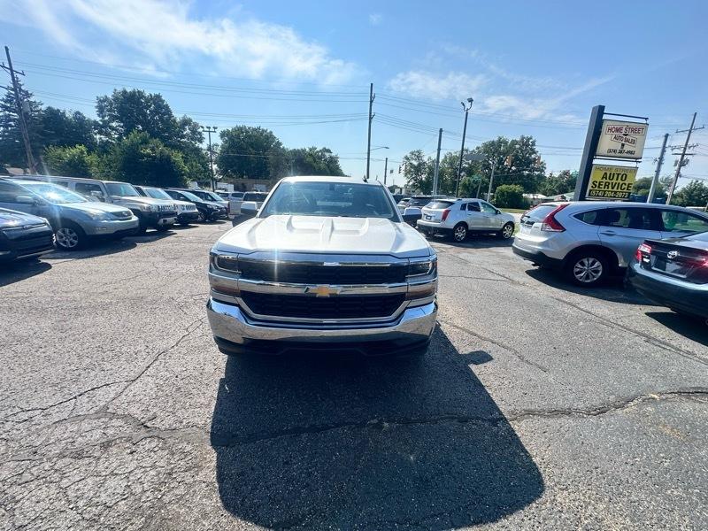 Chevrolet Silverado 1500 Z71 Ext Cab 4WD 4D 2019