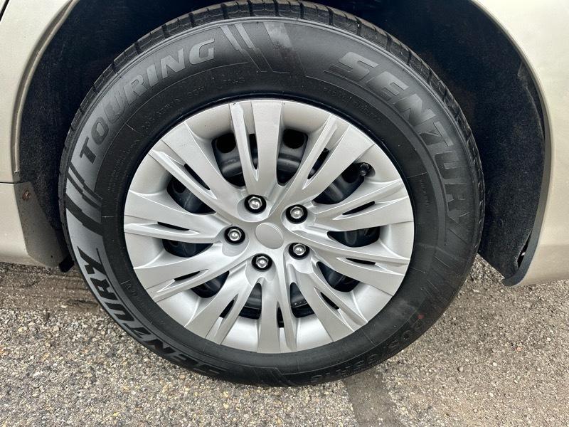 Toyota Camry LE 4D Sedan 2014