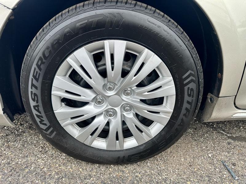 Toyota Camry LE 4D Sedan 2014